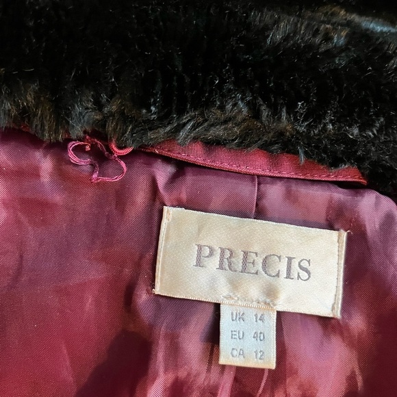 Women's Burgundy Quilted Ski Jacket with Faux Fur Collar - Picture 7 of 7